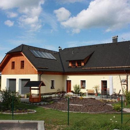 Apartmany Hodonin Zdikov Luaran gambar