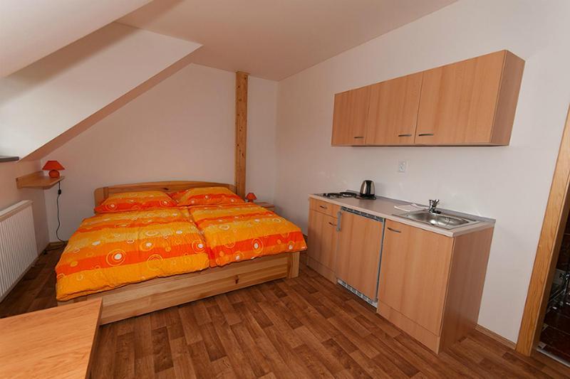 Apartmany Hodonin Zdikov Luaran gambar